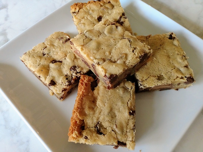 "Chocolate Chip Rolo Blondies" - Chowdown Lowdown